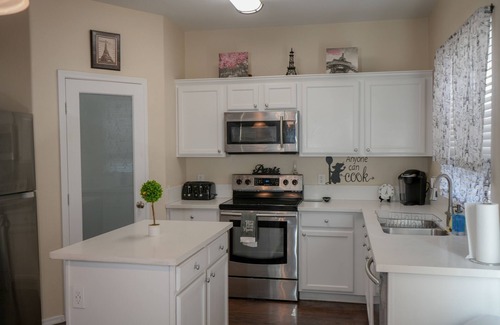 Apache Junction House | Superstition Serenity 4BR /w Hot Tub, Hiking, Golfing