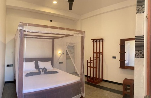 Weligama Hotel | Surf and Snooze Inn