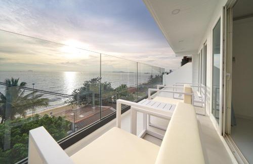 Na Chom Thian Villa | Surf Beach House Pool Villa