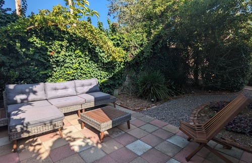 Leucadia Cottage | Surf Cottage Beach Town Monthly Stays only.