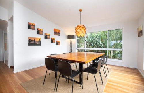 Point Lookout House | Surf Gums, Sleeps 9, Pet Friendly, Fully Renovated