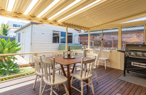 Bombo House | Surf Haven - beach-side