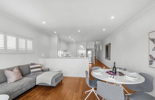 Thirroul House | Surf Haven Escape Modern and Central in Thirroul
