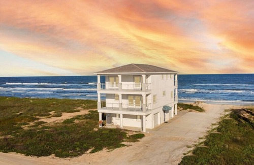 Summer Haven Apartment | Surf Haven | Walk on the beach - breathe in fall!
