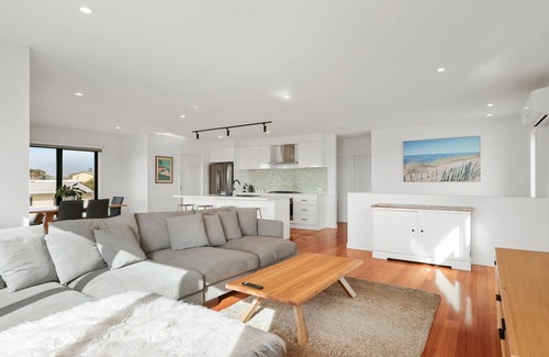 Surf Beach House | Surf Mist at Surf Beach
