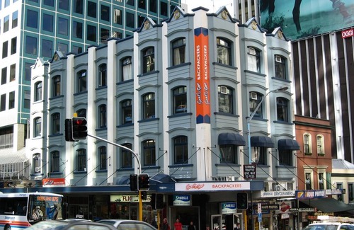 Auckland Central Business District Hotel | Surf 'N' Snow Backpackers