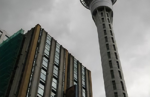 Auckland Central Business District Hotel | Surf 'N' Snow Backpackers