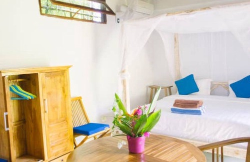 Pecatu Villa | "Surf Pool" - Uluwatu, Padang Padang Beach