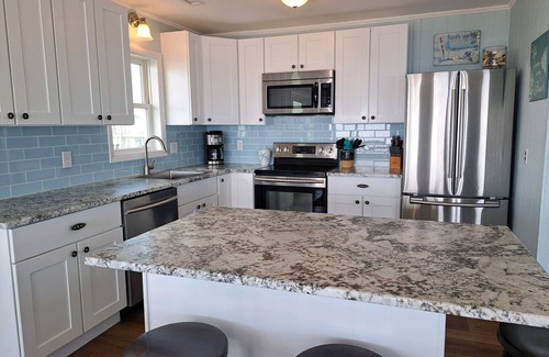 North Topsail Beach House | Surf's Up - AMAZING Oceanfront Home - Perfect Reviews - Allergy Friendly NO PETS