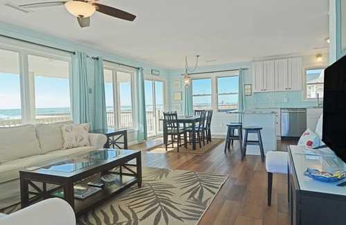 North Topsail Beach House | Surf's Up - AMAZING Oceanfront Home - Perfect Reviews - Allergy Friendly NO PETS
