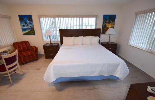 Pompano Beach Hotel | Surf Side Resort