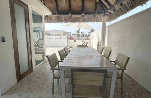 Granjas del Marques House | Surf Villa in Acapulco Diamante, Close to the Beach