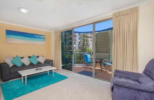 Surfers Paradise Apartment | Surfers Beach Resort One
