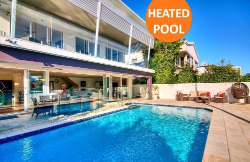 Surfers Paradise House | Surfers Paradise Escape Heated Pool STAY 5 PAY 4