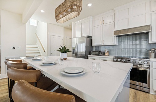 Surfside Beach House | Surfside Beachfront Paradise