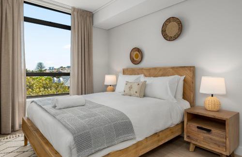 Sea Point Apartment | Suro 507
