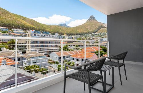 Sea Point Apartment | Suro 507