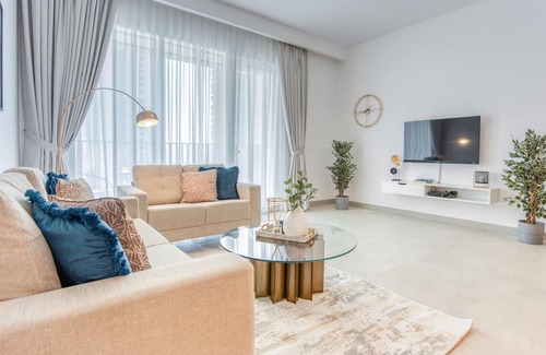 Dubai Festival City Apartment | Surreal 2BR Apartment at Creek Horizon Tower 1 by Deluxe Holiday Homes