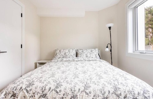 Fleetwood House | Surrey Fleetwood, Stay well home !!