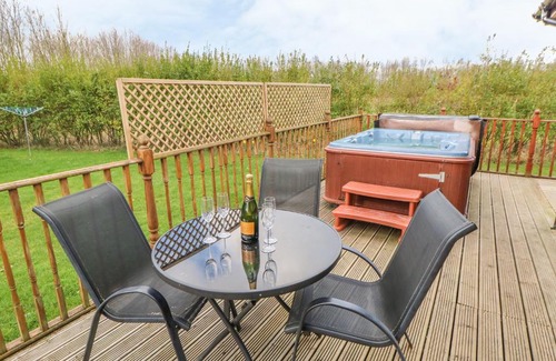 Kiplin House | Surrey Lodge