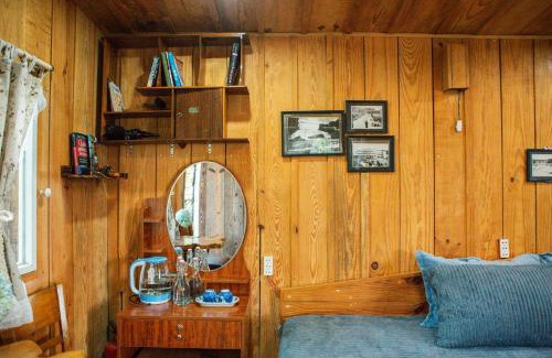 Da Lat Ski Chalet | Surrounded by greenery Chalet - September Garden