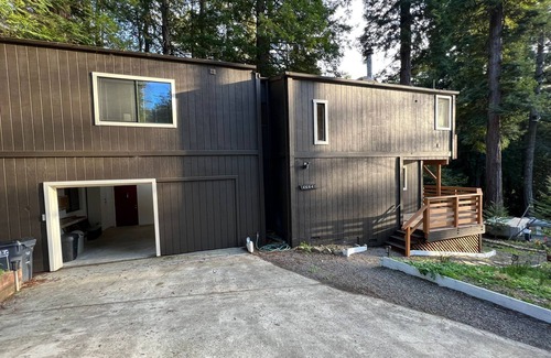 Anchor Bay House | Surrounded by Redwoods with Ocean View & beach access