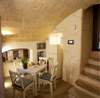 Mottola Apartment | Sus e Sott B&B
