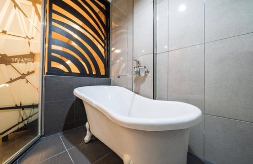 Paldal-gu Hotel | Suwon Station Lime