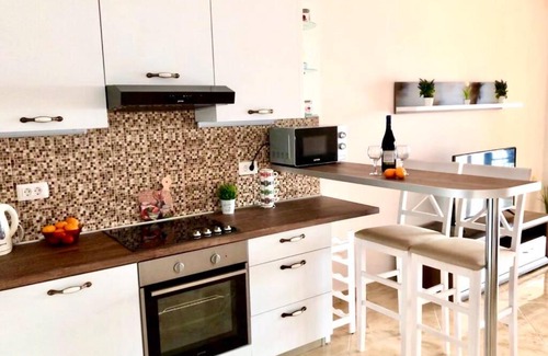 Dobra Voda Apartment | SVETI LUKA - апартаменты на берегу моря в Черногории 85 кв. м.