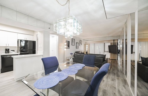 Las Vegas Strip Apartment | SVS: Two Bedroom Center Strip at Jockey Club