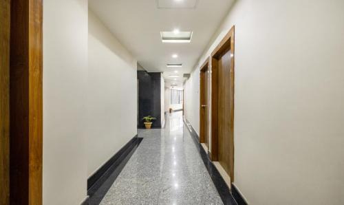 Sualkuchi Hotel | SWAGATAM INN, 5 minutes walk from Guwahati Railway Station