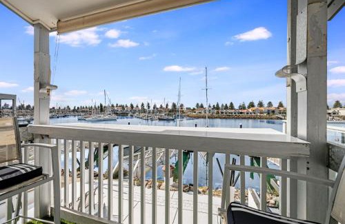 North Haven Apartment | Swainson on Gulf Point