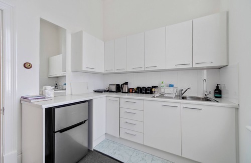 North Adelaide Apartment | Swainson on O'Connell