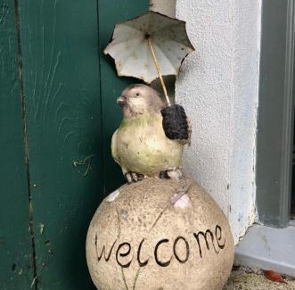 Sutton Cross Apartment | Swallow's Rest Garden Apartment