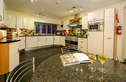 Ambleside House | Swallows House - Four Bedroom House, Sleeps 8