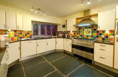 Ambleside House | Swallows House - Four Bedroom House, Sleeps 8