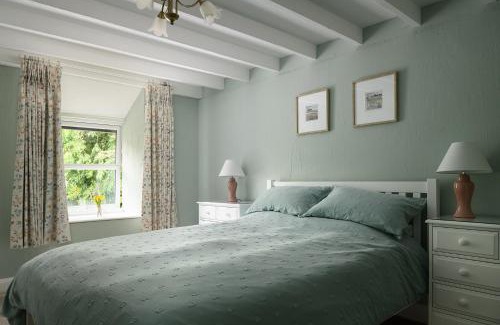 Rowen House | Swan Cottage
