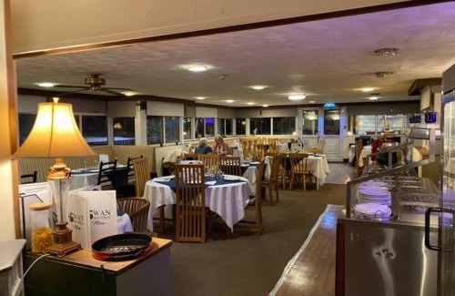 Wellington Hotel | swan hotel resturant bar and grill
