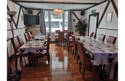 Stanwell Hotel | Swan Inn Stanwell