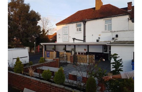 Stanwell Hotel | Swan Inn Stanwell