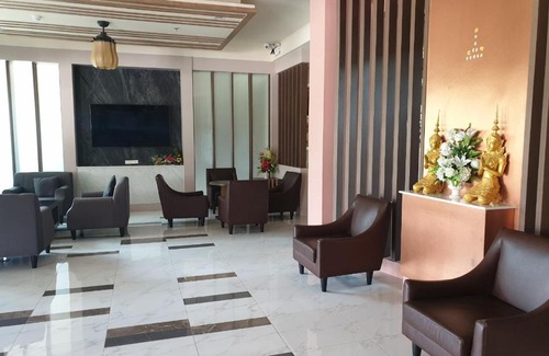Sattahip Hotel | Swan Lake Hotel Sattahip