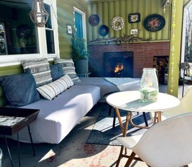 Andover Villa | Swanky Midcentury Ranch