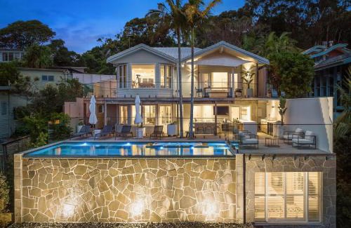 Byron Bay House | Sway - stunning 5 BR beach house with pool