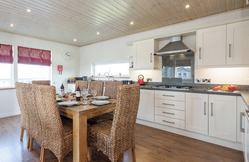 Hopton Cottage | Swedish timber-style house, with sauna and hot tub, on a 400-acre estate.