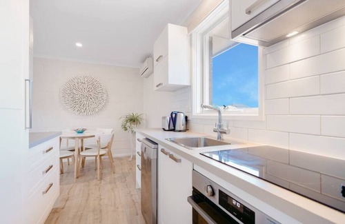 Mentone Apartment | Sweet 1BR Unit Near Beach With Free Parking
