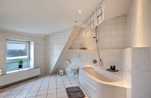 Heppens Apartment | Sweet Apartment "Am Kurpark" close to the Sea with Wi-Fi