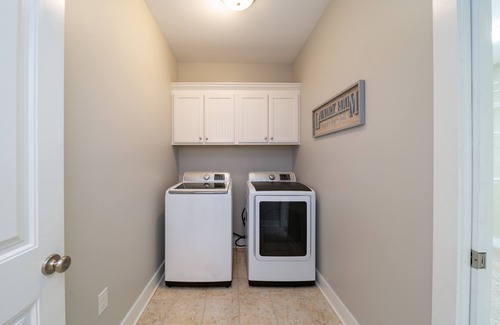 Murrells Inlet Cottage | Sweet Caroline’s Inlet Cottage;Walk to Marshwalk! Porch,Grill,Cornhole,Foosball