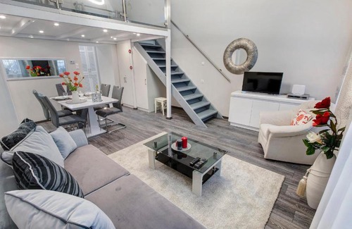 Terezvaros Apartment | Sweet Dreams in the Heart of the City