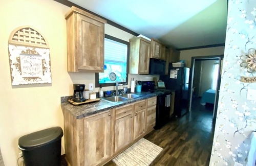 Canyon Lake Cottage | Sweet Ginger Cottage