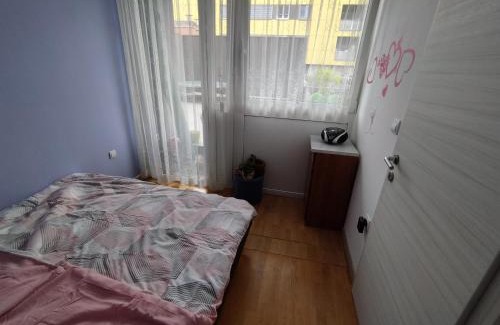 Siska District Apartment | Sweet Lori Apartment